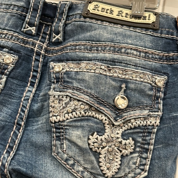 Rock Revival Blue Ankle Cropped Jeans Distressed - Picture 3 of 11